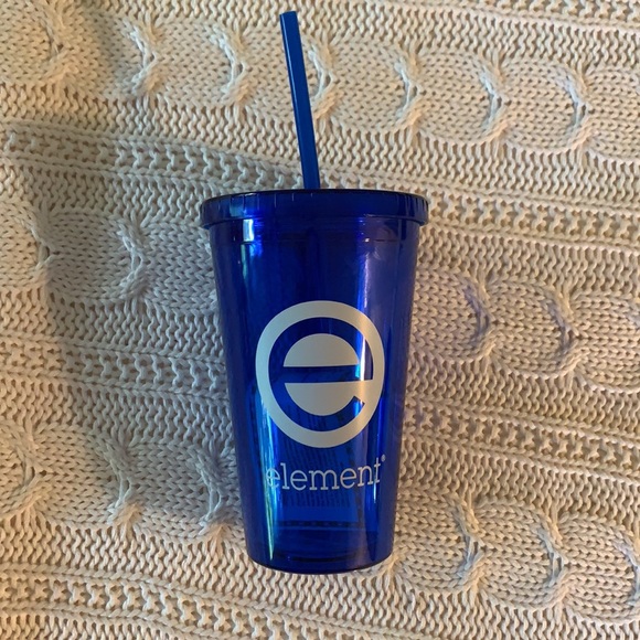 Element travel mug, travel cup, & sunglasses case - Picture 4 of 8